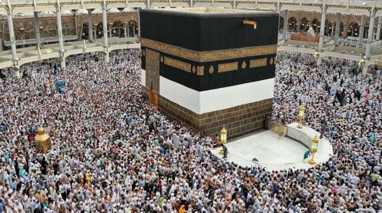 جمع طواف الإفاضة مع طواف الوداع جمع طواف الإفاضة مع طواف الوداع