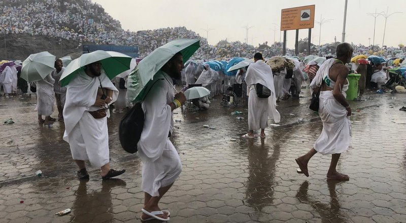أمطار رعدية بـ المشاعر المقدسة