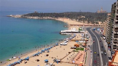 إقبال ملحوظ علي الشواطئ أول أيام عيد الأضحي بالإسكندرية إقبال ملحوظ علي الشواطئ أول أيام عيد الأضحي بالإسكندرية