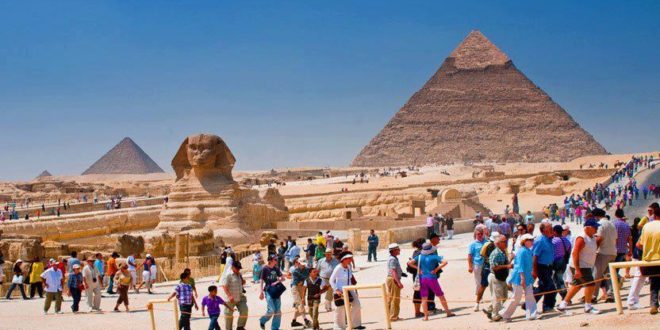 المنطقة الأثرية بالأهرامات