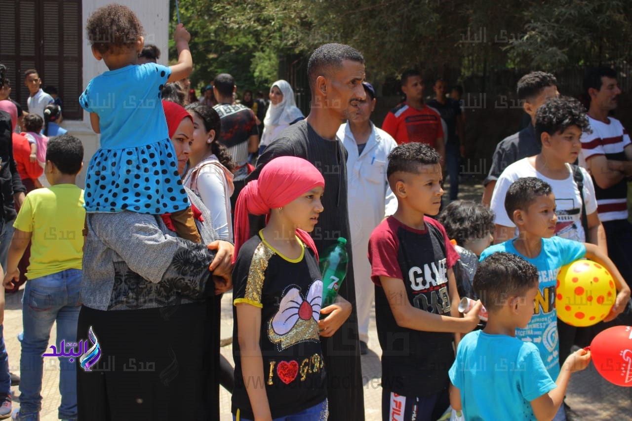 حديقة الحيوان 