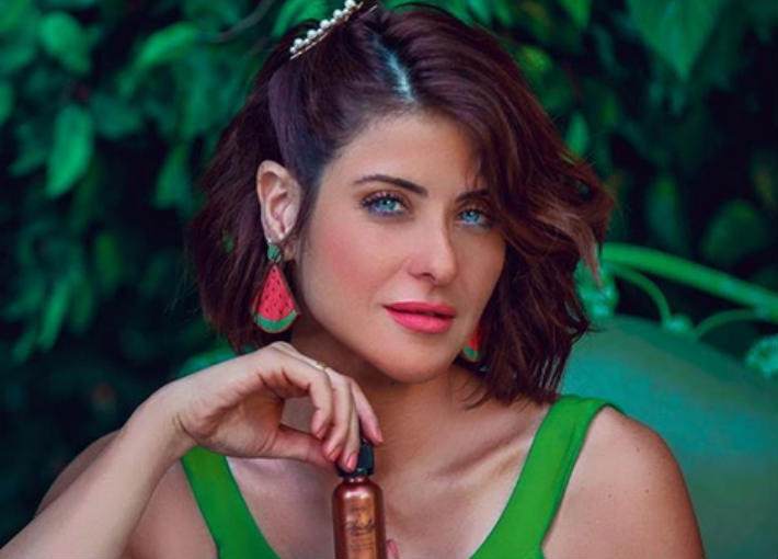 الفنانة هيدى كرم