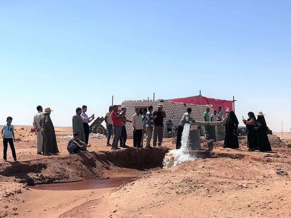 200 فدان لتوفير فرص عمل لــ40 شاب فى الوادى الجديد 200 فدان لتوفير فرص عمل لــ40 شاب فى الوادى الجديد
