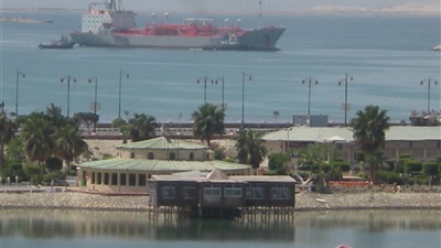 تداول 225 شاحنة بضائع عامة بموانئ البحر الأحمر