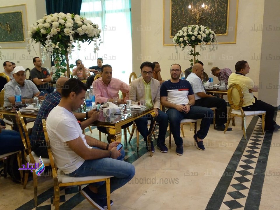 جانب من اجتماع نادي الاعلامين مع الاندية
