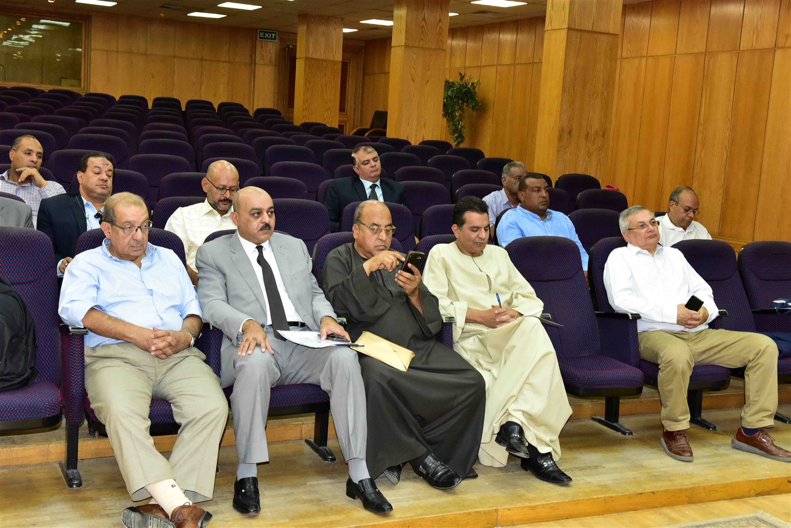 انشاء محطة توليد كهرباء بقدرة 2250 ميجا بالاقصر