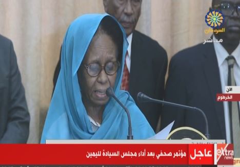مؤتمر صحفى بعد أداء مجلس السيادة لليمين الدستورى بالسودان مؤتمر صحفى بعد أداء مجلس السيادة لليمين الدستورى بالسودان
