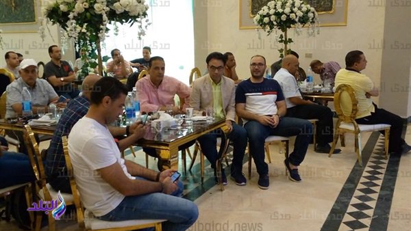 الاجتماع الأندية الاجتماع الأندية