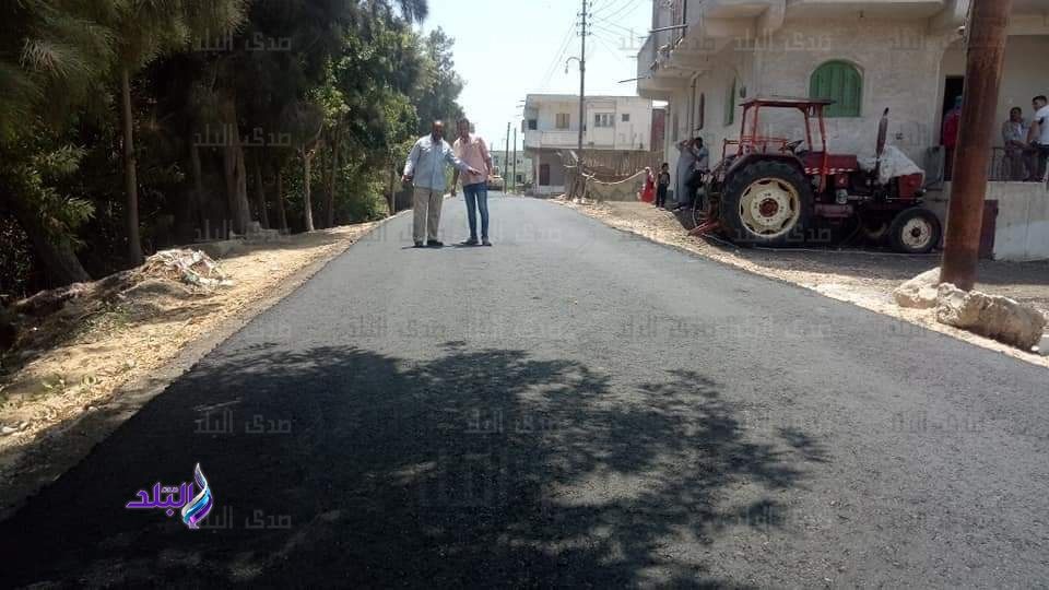 رصف ٣طرق بالبحيرة بتكلفة ٤ مليون جنيه من الخطة الاستثمارية رصف ٣طرق بالبحيرة بتكلفة ٤ مليون جنيه من الخطة الاستثمارية