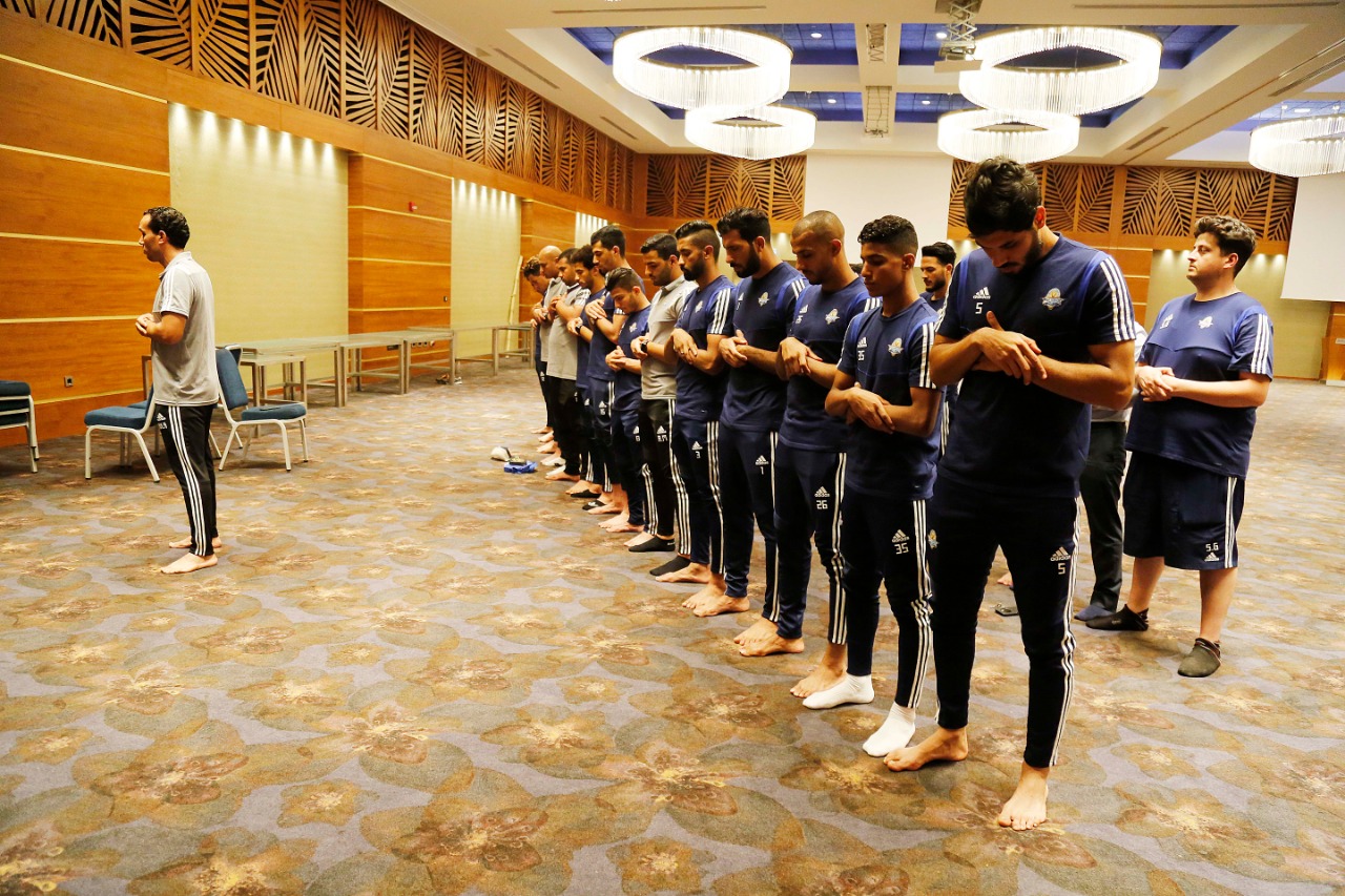 لاعبو بيراميدز 