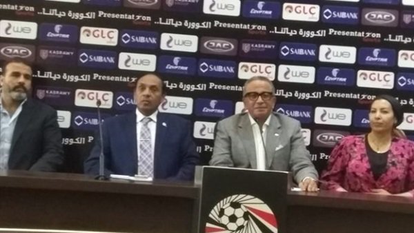 عمرو الجنايني يترأس اجتماع اتحاد الكره