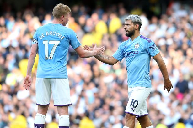 أجويرو - دي بروين لاعبا مانشستر سيتي