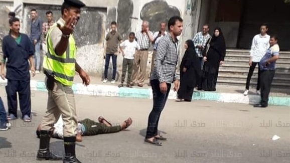 شاب يذيح نفسه أمام بوابة النادي الأجتماعي بالزقازيق