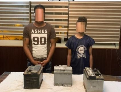 لصوص سرقة بطاريات