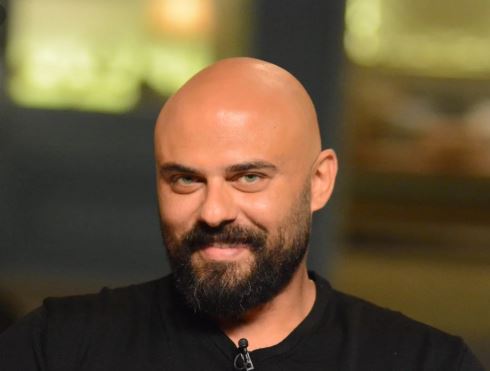 أحمد صلاح حسني