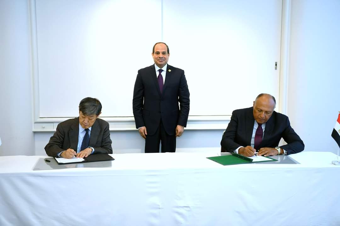 الرئيس عبد الفتاح السيسي الرئيس عبد الفتاح السيسي