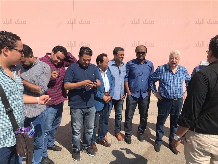 مرتضى منصور اثناء تسلمه إستديوهات قناة الزمالك الجديدة