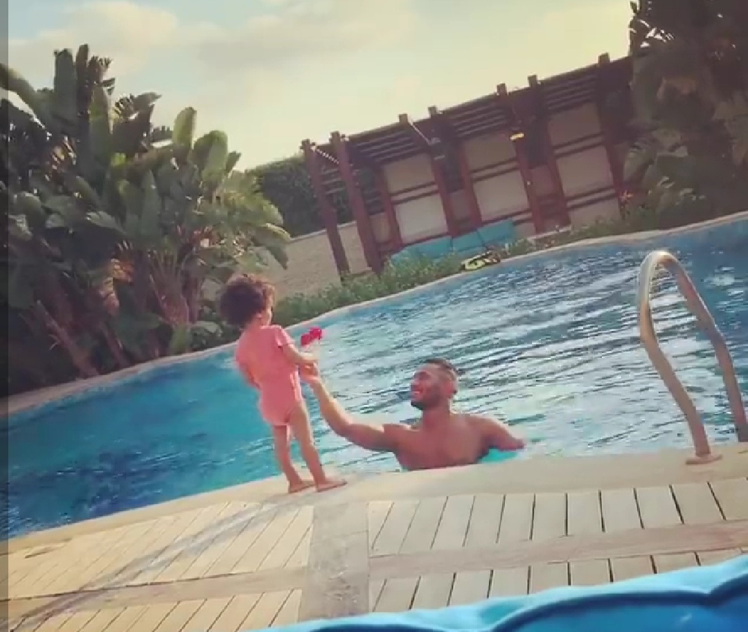 محمد رمضان وكنز ابنتة 