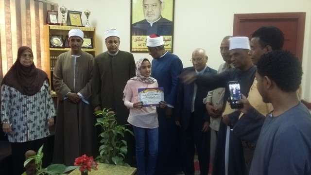 تكريم أوائل الشهادات الأزهرية في الأقصر تكريم أوائل الشهادات الأزهرية في الأقصر