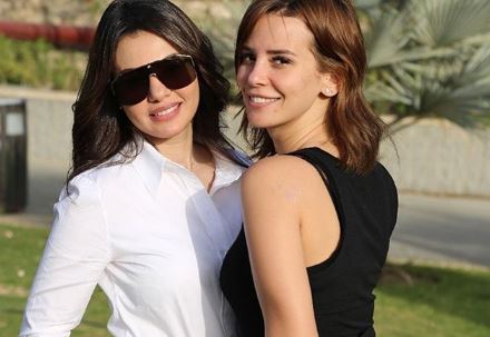 ايمان العاصى ودينا فؤاد 