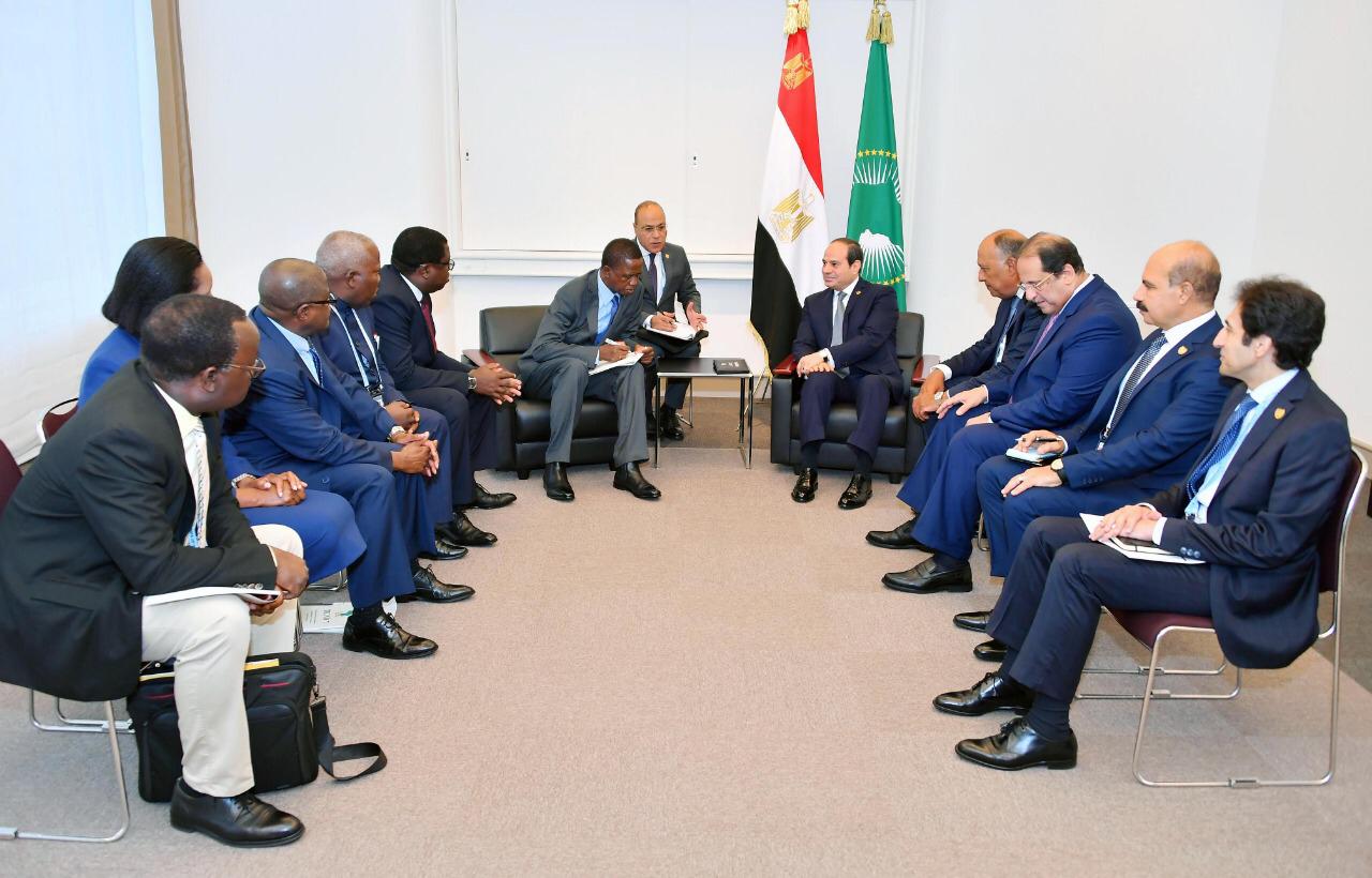 الرئيس عبد الفتاح السيسي الرئيس عبد الفتاح السيسي