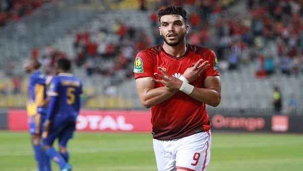 وليد أزارو مهاجم الاهلي 