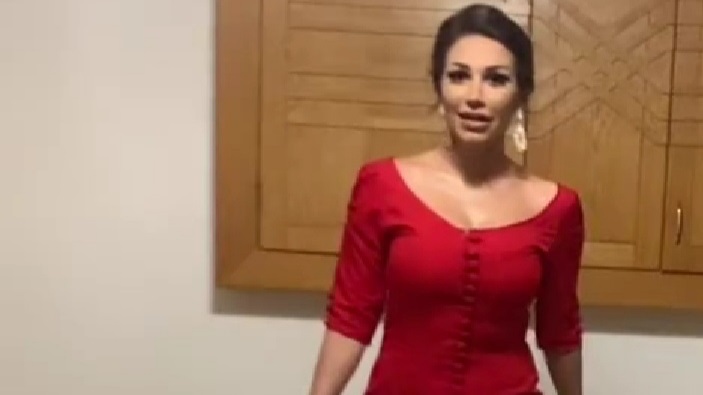 سارة نخلة سارة نخلة
