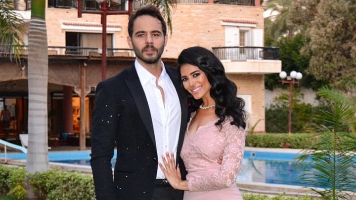 ماجد الشرقاوى وخطيبته ولاء الشريف