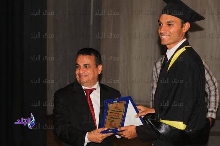 طلاب كلية الحاسبات و المعلومات جامعة حلوان 