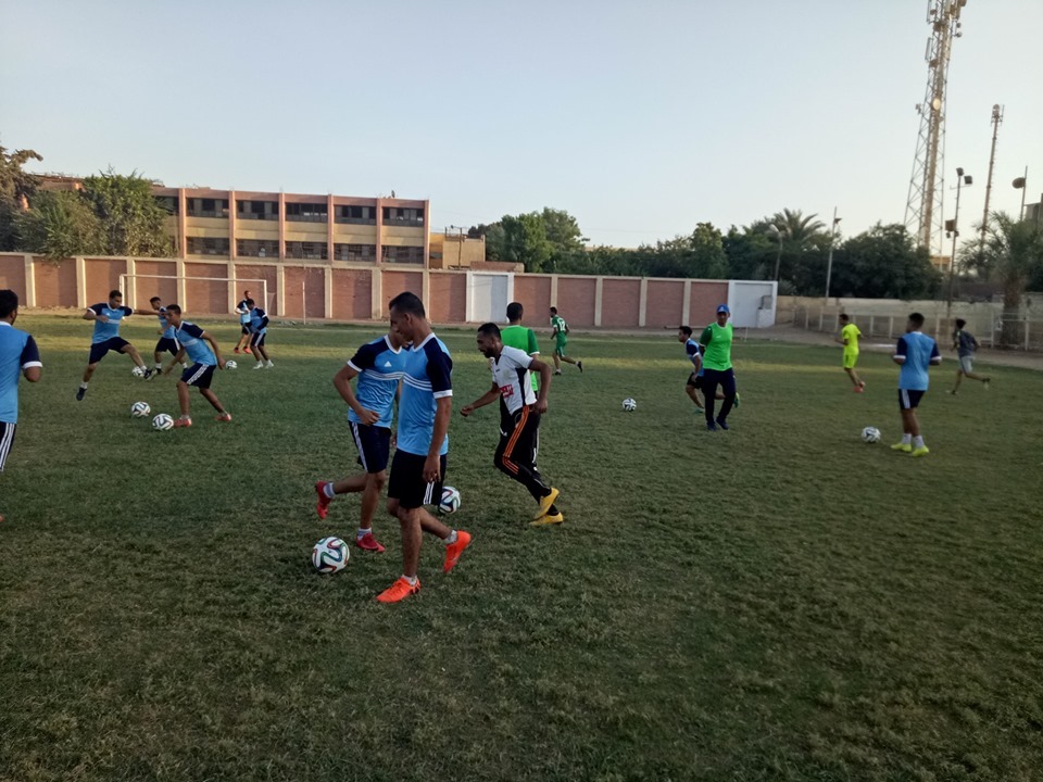 ادي ناصر الفكرية