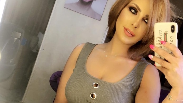 سارة خليفة زوجة كهربا السابقة 