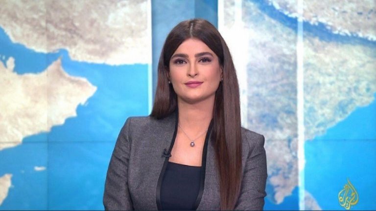 المذيعة علا الفارس المذيعة علا الفارس