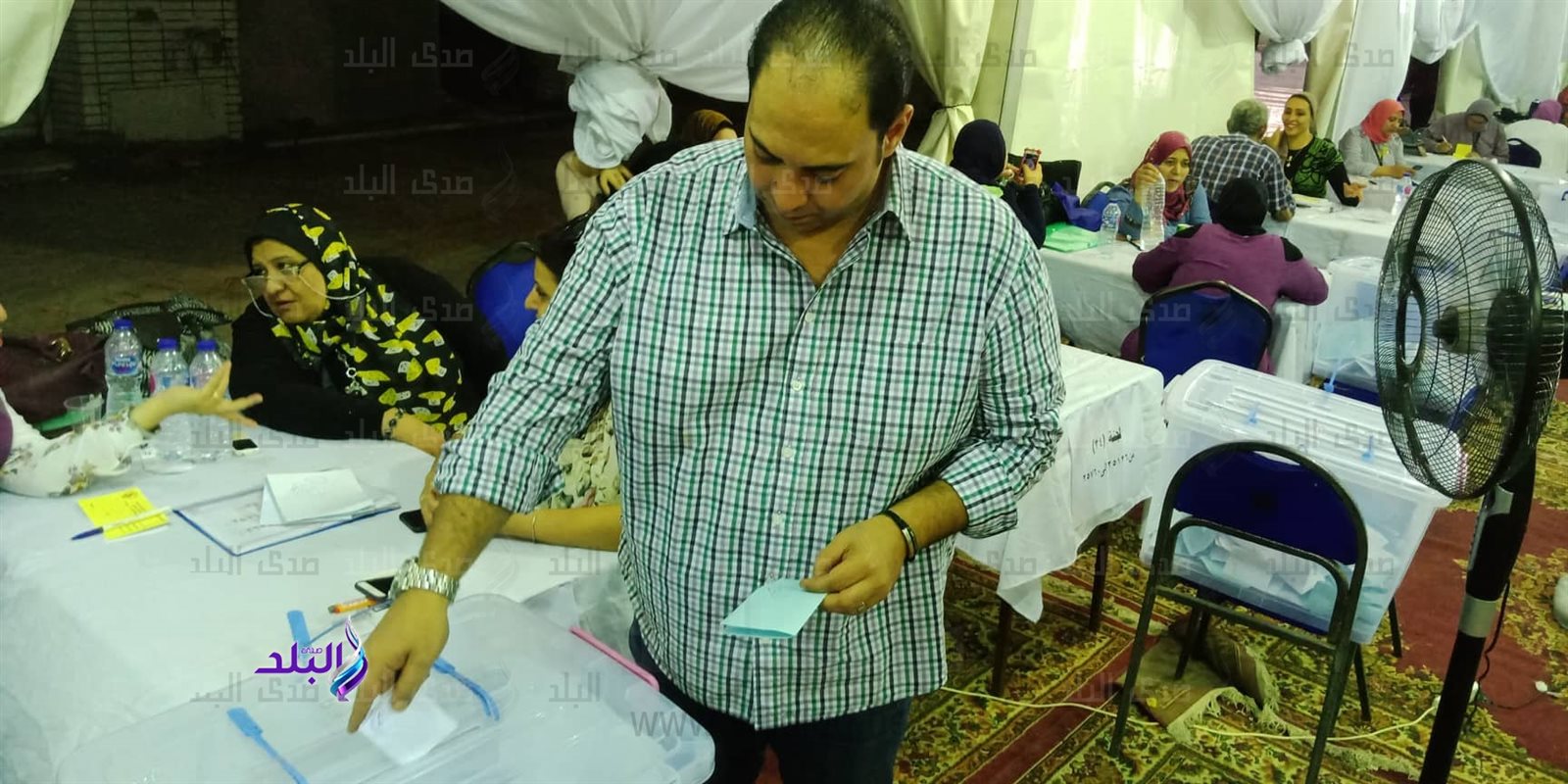 خالد لطيف عضو مجلس ادارة اتحاد كرة القدم المصري السابق خالد لطيف عضو مجلس ادارة اتحاد كرة القدم المصري السابق