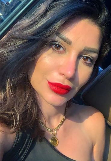 سارة نخلة