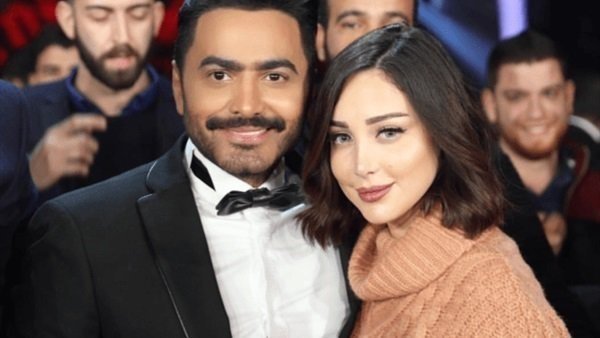 زوجة تامر حسنى