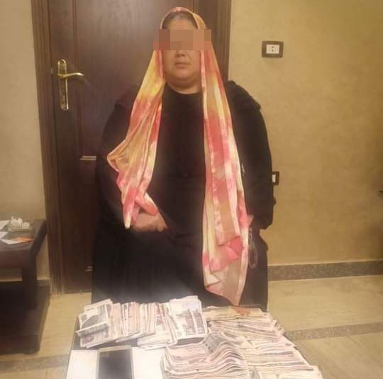 حبس ربة منزل بحوزتها كميات من مخدر الحشيش حبس ربة منزل بحوزتها كميات من مخدر الحشيش