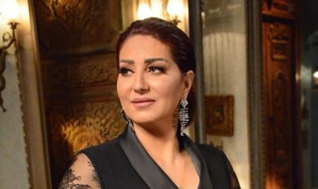 وفاء عامر