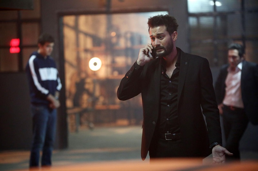 لا أحد يعلم