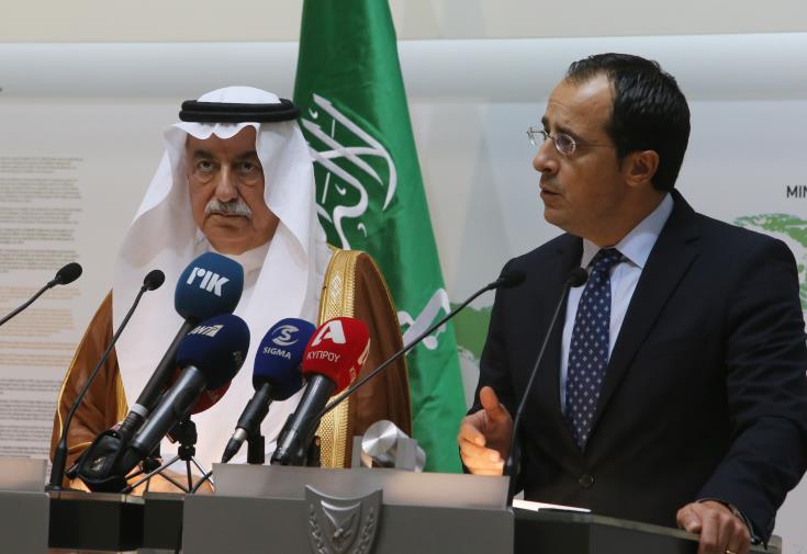 وزير الخارجية السعودى في قبرص