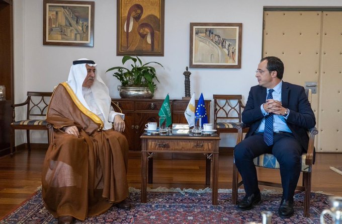 وزير الخارجية السعودي ونظيره القبرصي وزير الخارجية السعودي ونظيره القبرصي