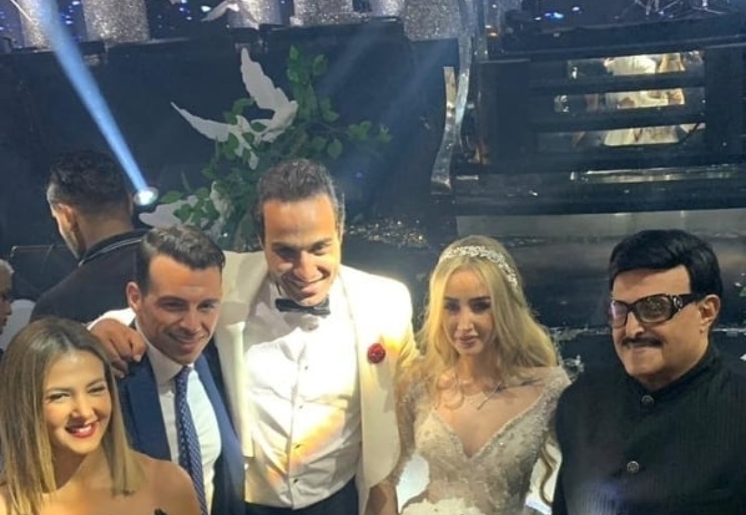 رامي رضوان ودنيا سمير غانم واحمد فهمي 