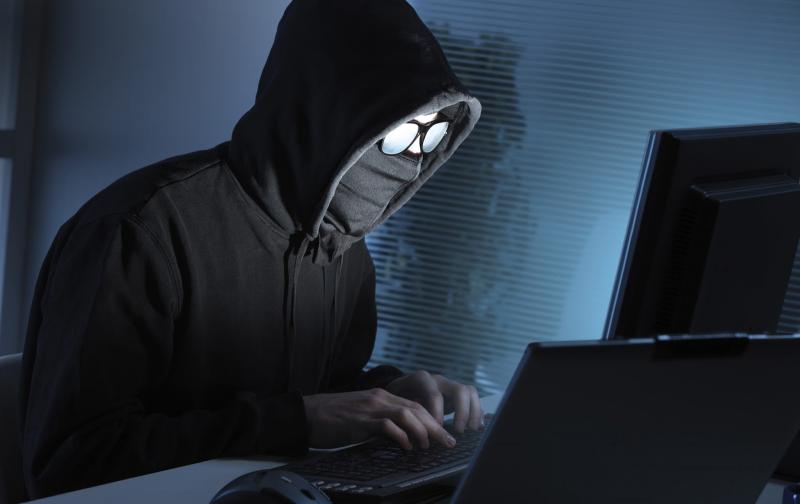 قراصنة الإنترنت قراصنة الإنترنت