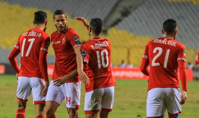 لاعبو الاهلي