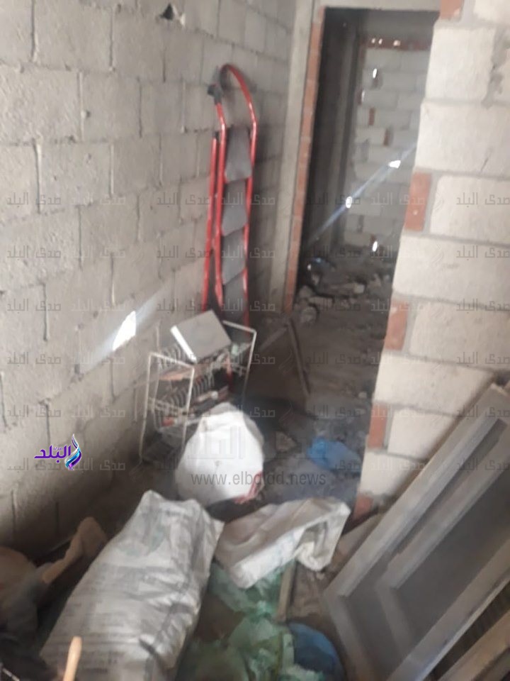 إزالة عقار عزبة فرعون في الإسكندرية إزالة عقار عزبة فرعون في الإسكندرية
