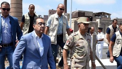 صورة من إحدى جولات رئيس الوزراء السابقة - أرشيف صدى البلد