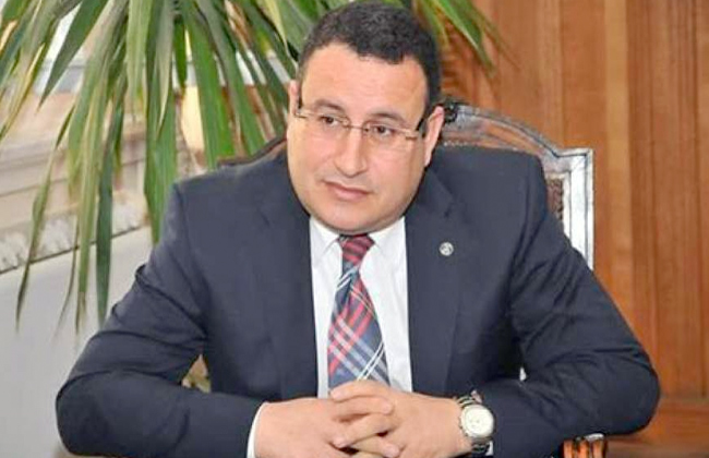 الدكتور عبدالعزيز قنصوة محاقظ الإسكندرية الدكتور عبدالعزيز قنصوة محاقظ الإسكندرية