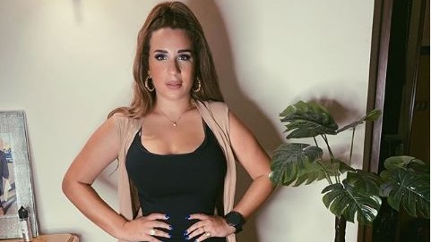 اسما شريف منير 