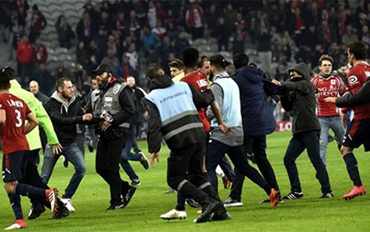 الشرطة الهولندية تعتقل 100 مشجعا لنادي ليل الفرنسي