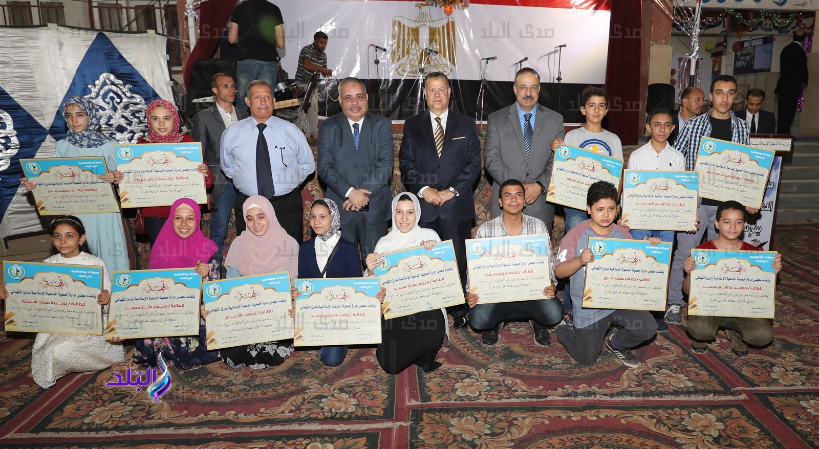 تكريم 77 طالبًا وطالبة من حفظة القرآن الكريم