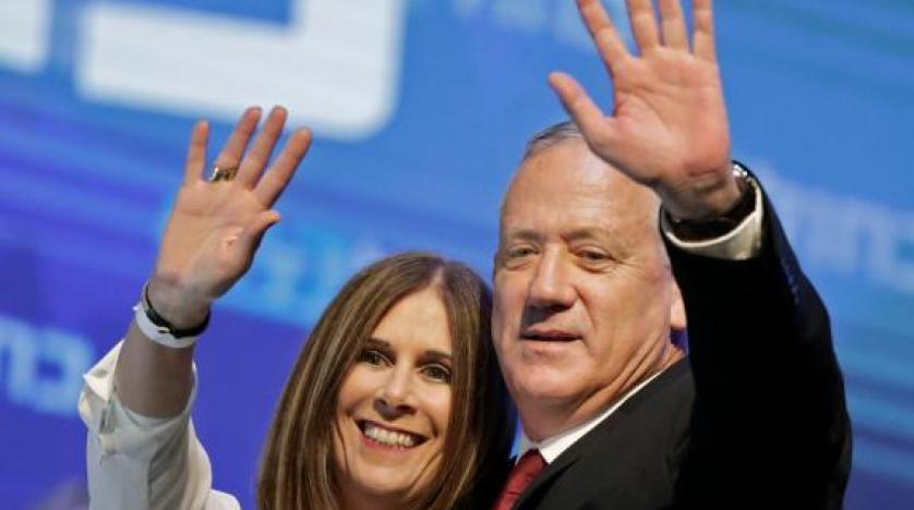 جانتس وزوجته